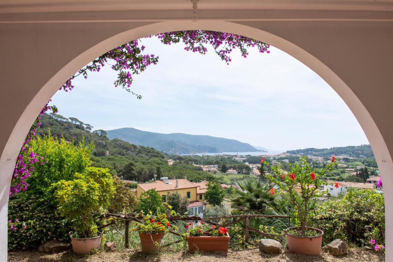La Palazzina Nel Verde - Goelba Casa Alzi 外观 照片